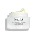 Medik8 Daily Radiance Vitamin C burk med kräm synlig över kanten.