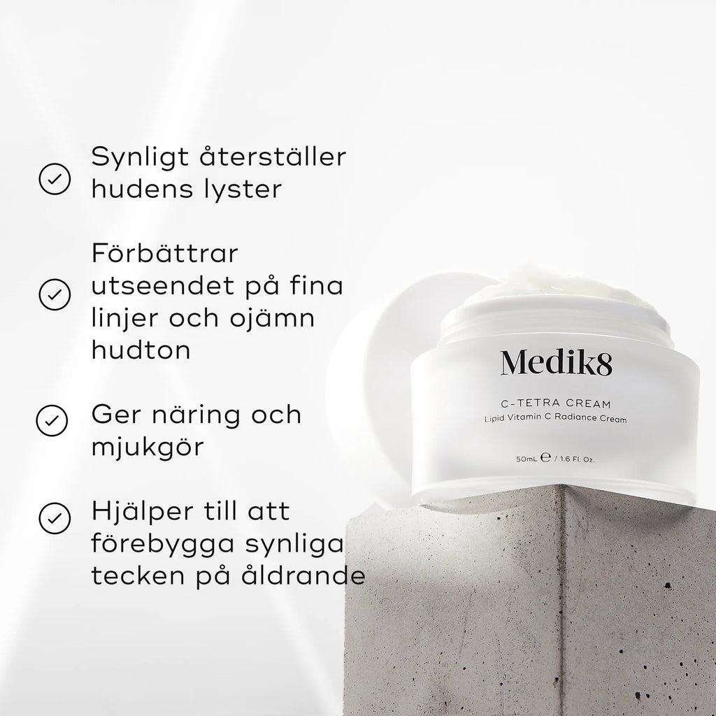 Medik8 C-Tetra Cream på en betongplatta med punkter om produktens fördelar.