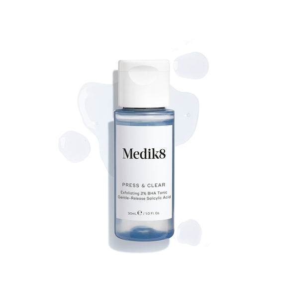 Press & Clear 30ml Travel Size från Medik8, en mild exfolierande tonic med salicylsyra för effektiv hudvård och renande resultat.-56