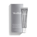 Produktbild med Medik8 Crystal Retinal Ceramide Eye 6 bredvid dess förpackning, en avancerad ögonkräm med retinal och ceramider.